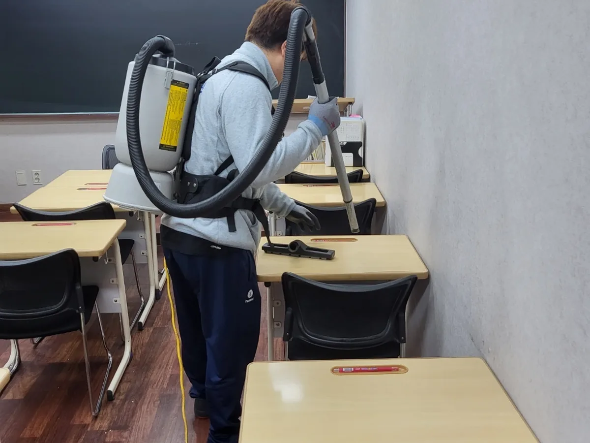 세종시 소정면 학원 좌석·책상 진공 바닥 위생청소 사례 - 행진크린